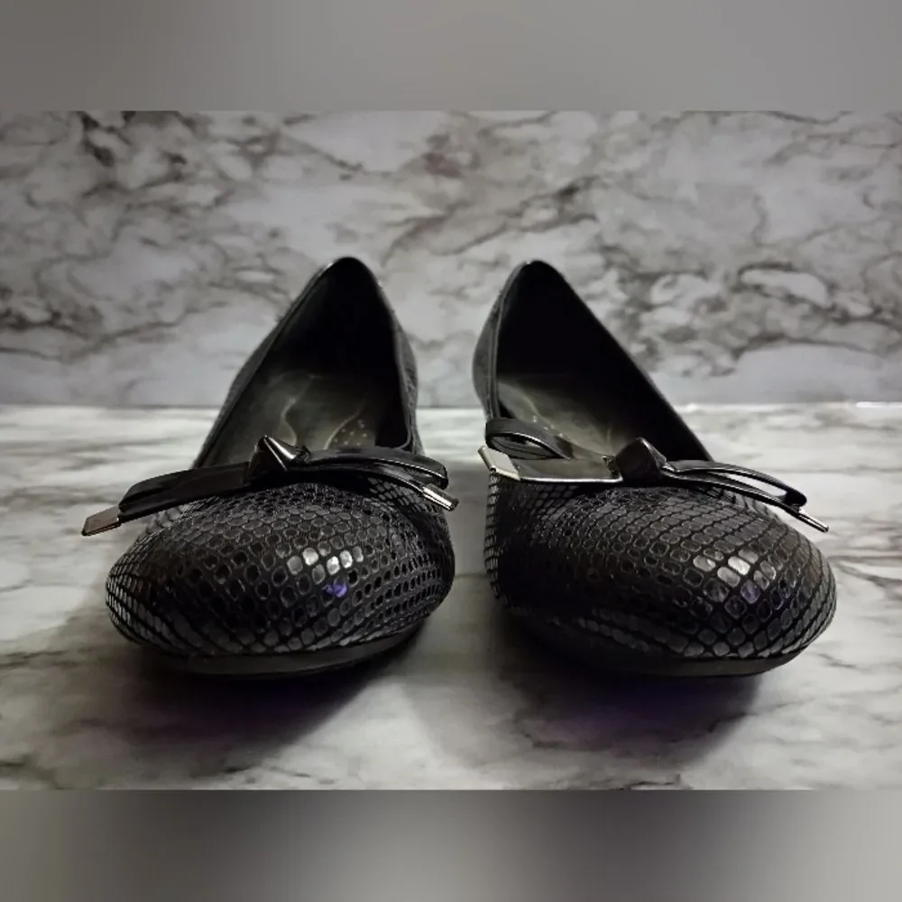 Karen Scott Pippa Low Wedge Heel with Bow Size 7.5M